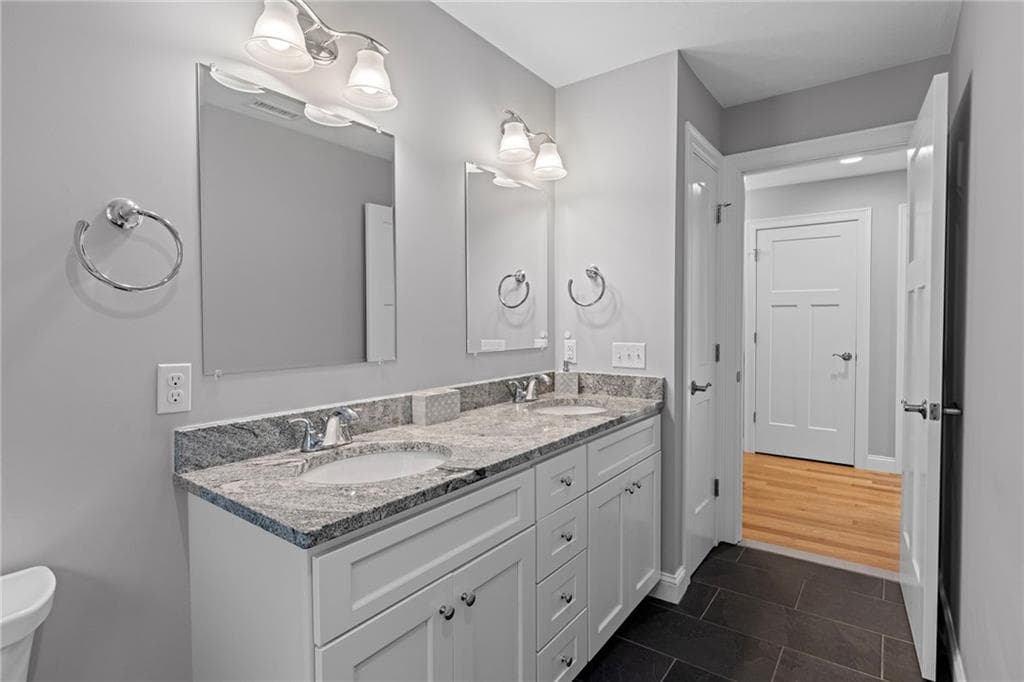 Single Family Residence at 34 East Lantern Road, Lincoln, photo 33 of 49