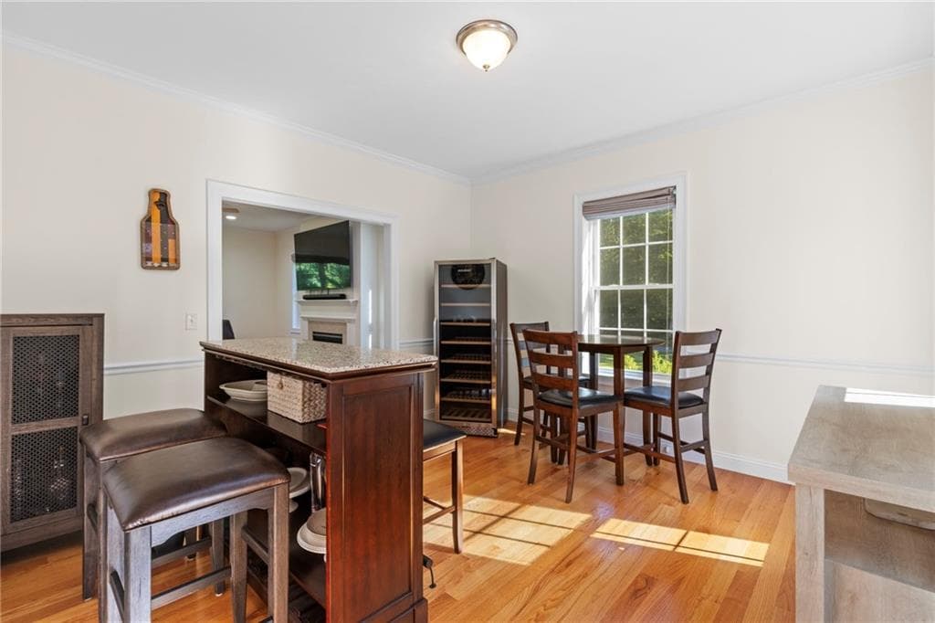Single Family Residence at 34 East Lantern Road, Lincoln, photo 8 of 49
