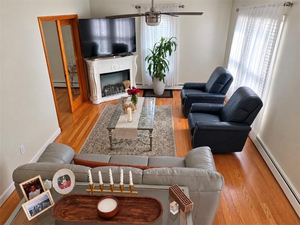 Single Family Residence at 349 Blackstone Street, Providence, photo 6 of 35
