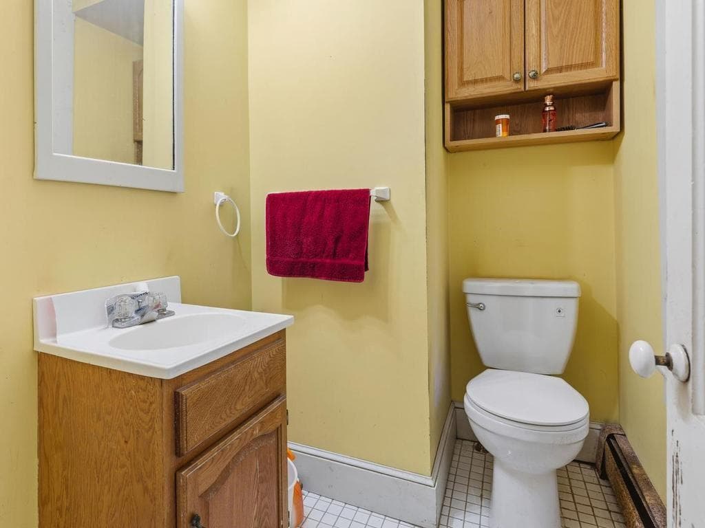 Multi Family at 23 25 Union Street, Bristol, photo 19 of 32