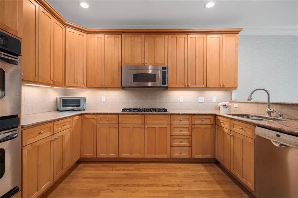 Condominium at 50 Seal Island Road, Bristol, photo 22 of 47
