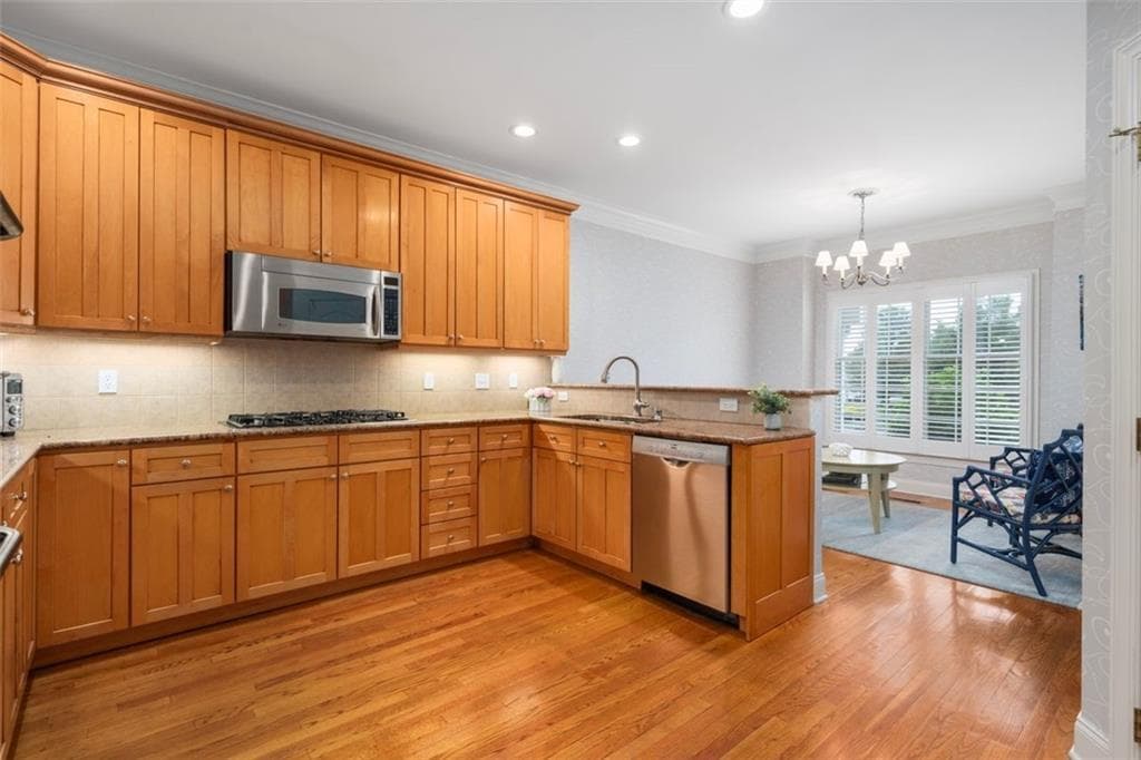 Condominium at 50 Seal Island Road, Bristol, photo 20 of 47