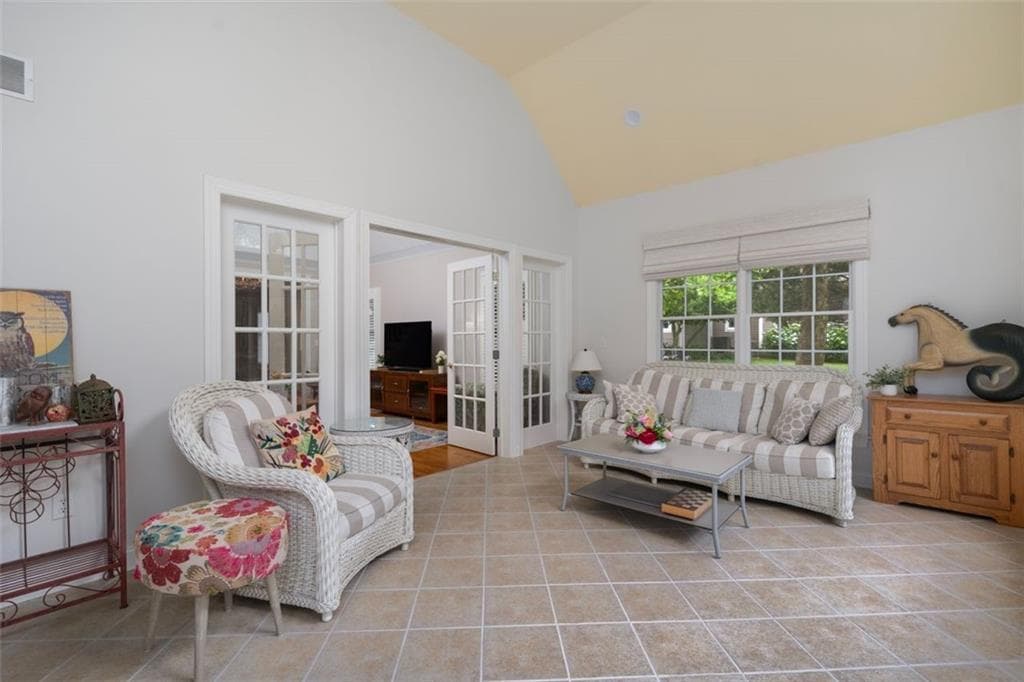Condominium at 50 Seal Island Road, Bristol, photo 19 of 47