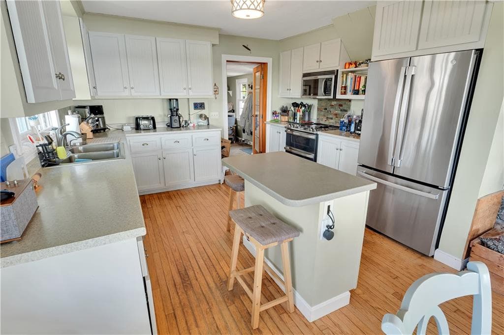 Single Family Residence at 12 Brightman Way, Westerly, photo 12 of 16