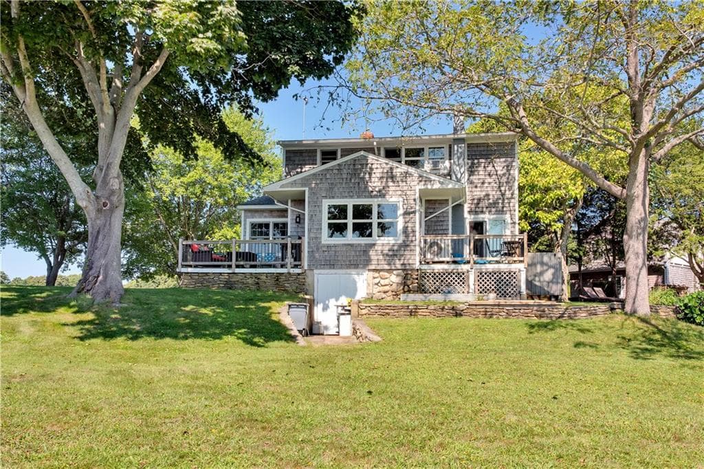 Single Family Residence at 12 Brightman Way, Westerly, photo 3 of 16