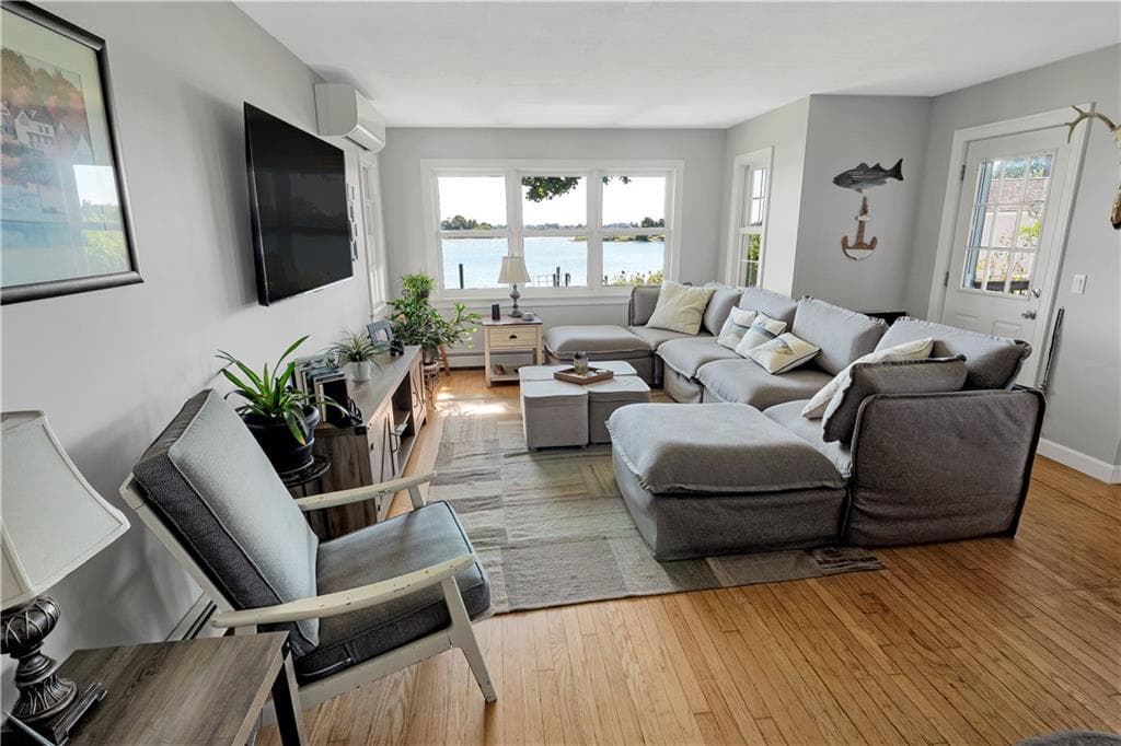 Single Family Residence at 12 Brightman Way, Westerly, photo 10 of 16