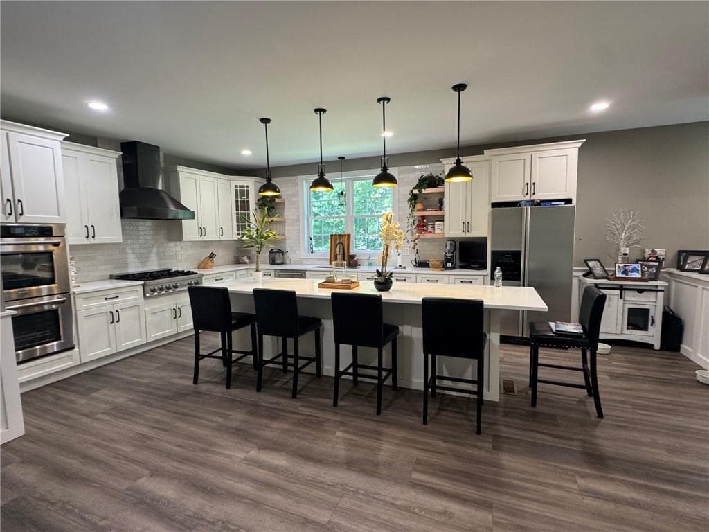 Single Family Residence at Exeter, photo 7 of 24