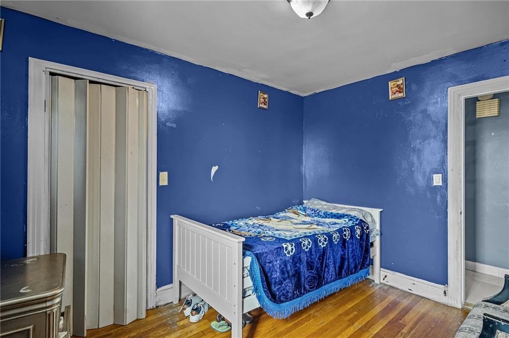 Single Family Residence at 30 Touro Street, Providence, photo 20 of 37