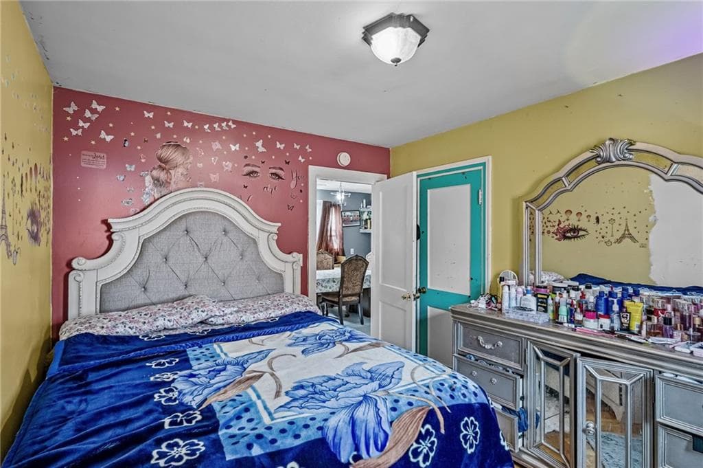 Single Family Residence at 30 Touro Street, Providence, photo 24 of 37