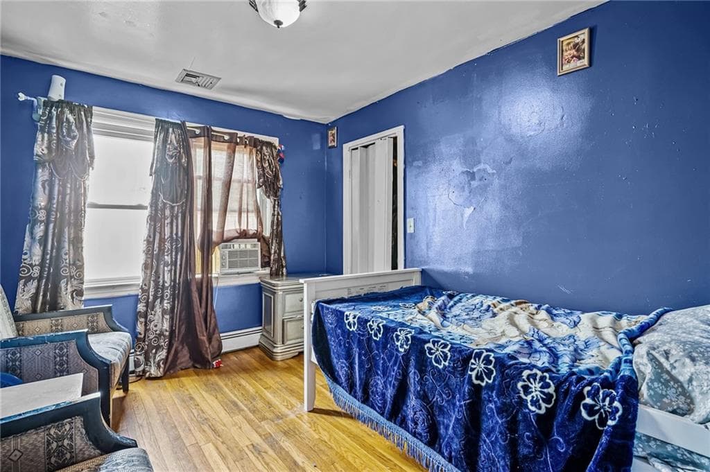 Single Family Residence at 30 Touro Street, Providence, photo 19 of 37