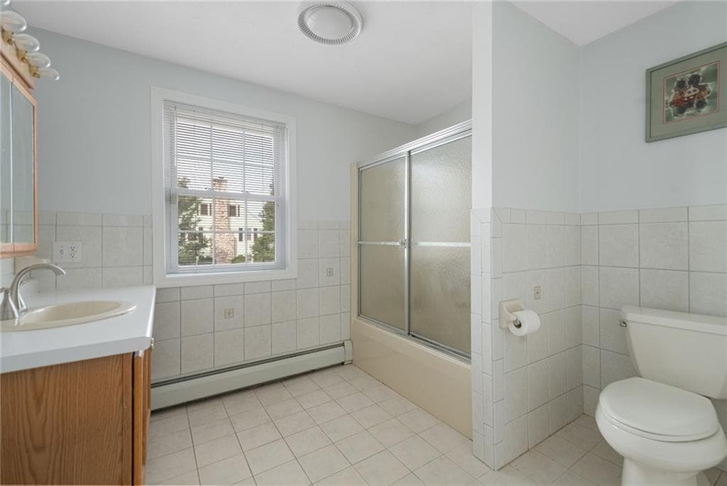 Single Family Residence at 11 Brookdale Boulevard, Pawtucket, photo 27 of 38