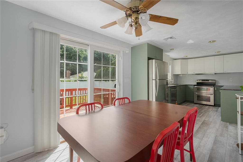 Single Family Residence at 11 Brookdale Boulevard, Pawtucket, photo 18 of 38