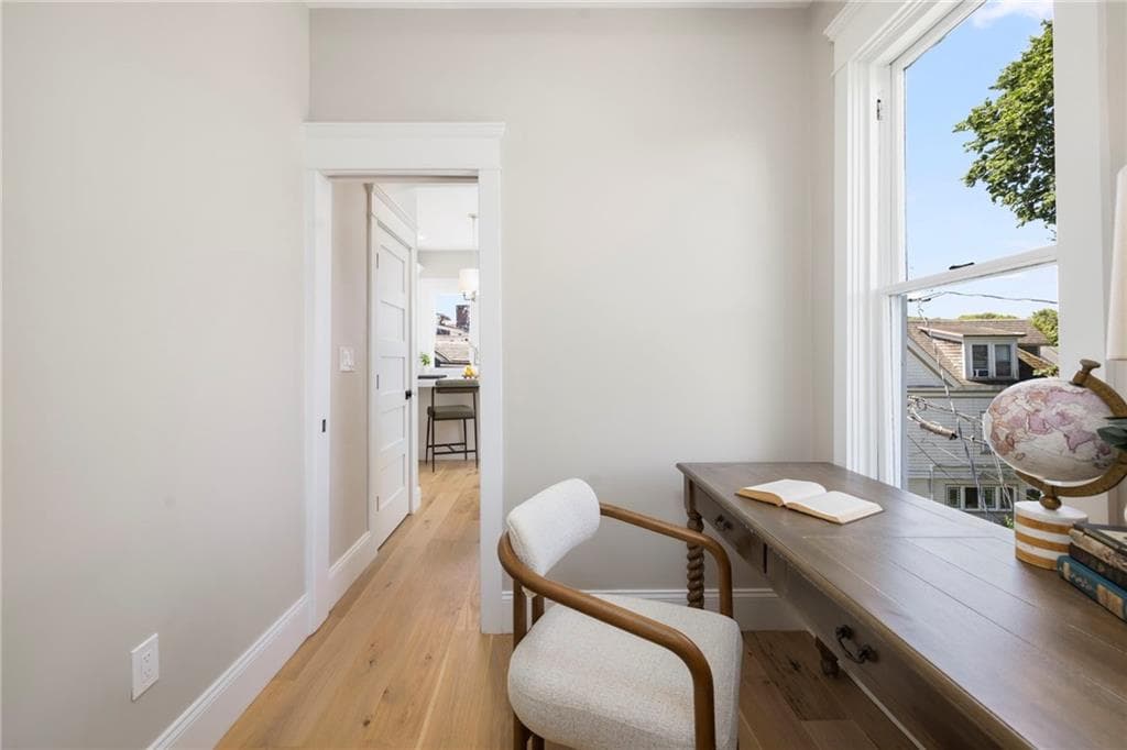 Condominium at 41 School Street UNIT 2, Newport, photo 20 of 43