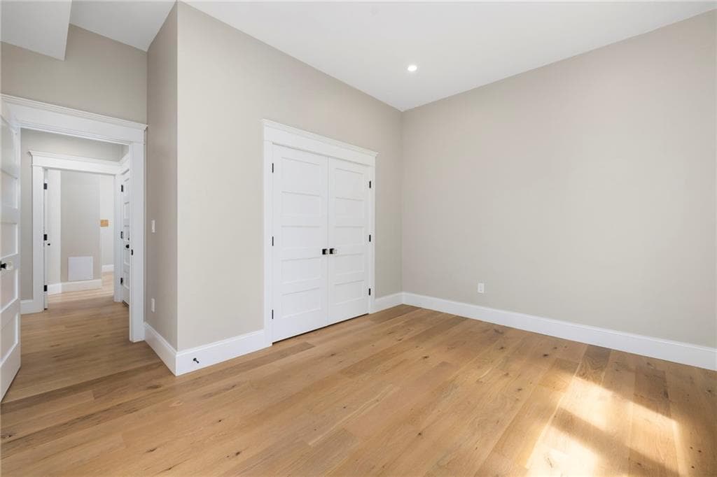 Condominium at 41 School Street UNIT 2, Newport, photo 24 of 43