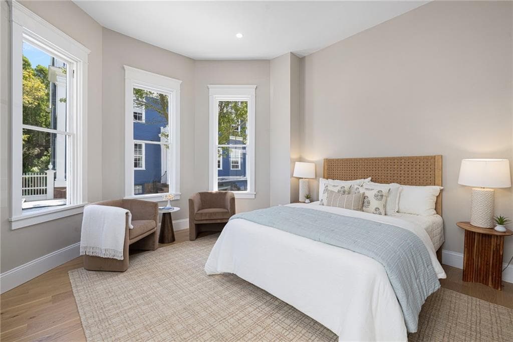 Condominium at 41 School Street UNIT 1, Newport, photo 17 of 36