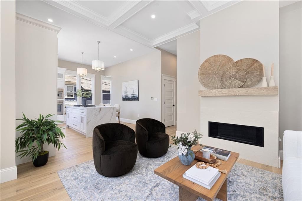 Condominium at 41 School Street UNIT 1, Newport, photo 9 of 36