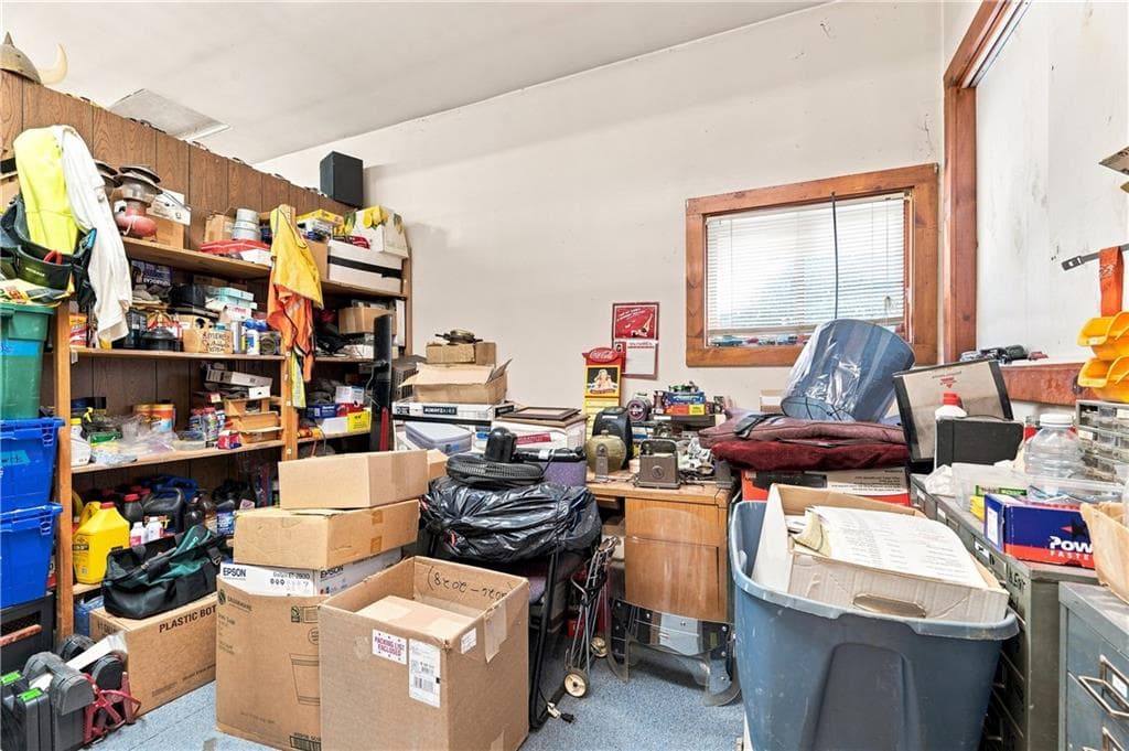 Multi Family at 168 Rockland Avenue, Woonsocket, photo 37 of 50