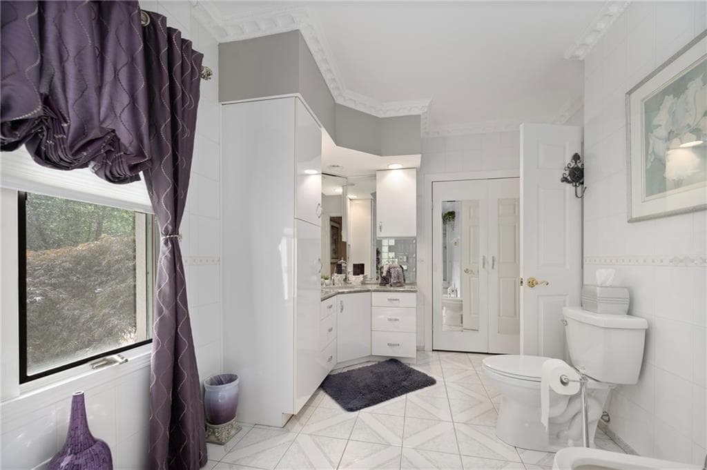 Single Family Residence at 22 Brook View Drive, Scituate, photo 23 of 48