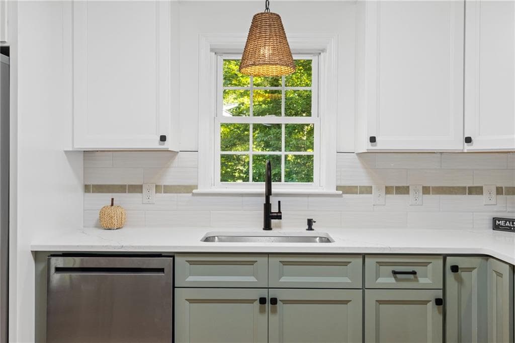 Single Family Residence at 474 Sawmill Road, Glocester, photo 11 of 37