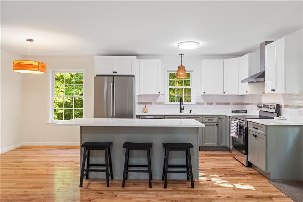 Single Family Residence at 474 Sawmill Road, Glocester, photo 4 of 37