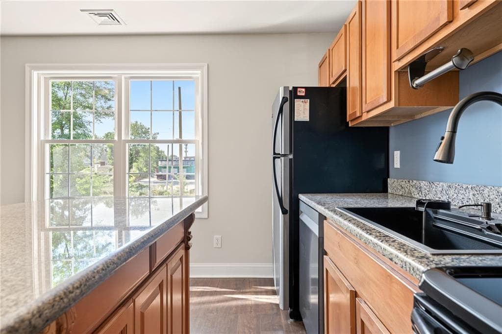 Condominium at 102 Dixon Street UNIT 1, Providence, photo 9 of 23