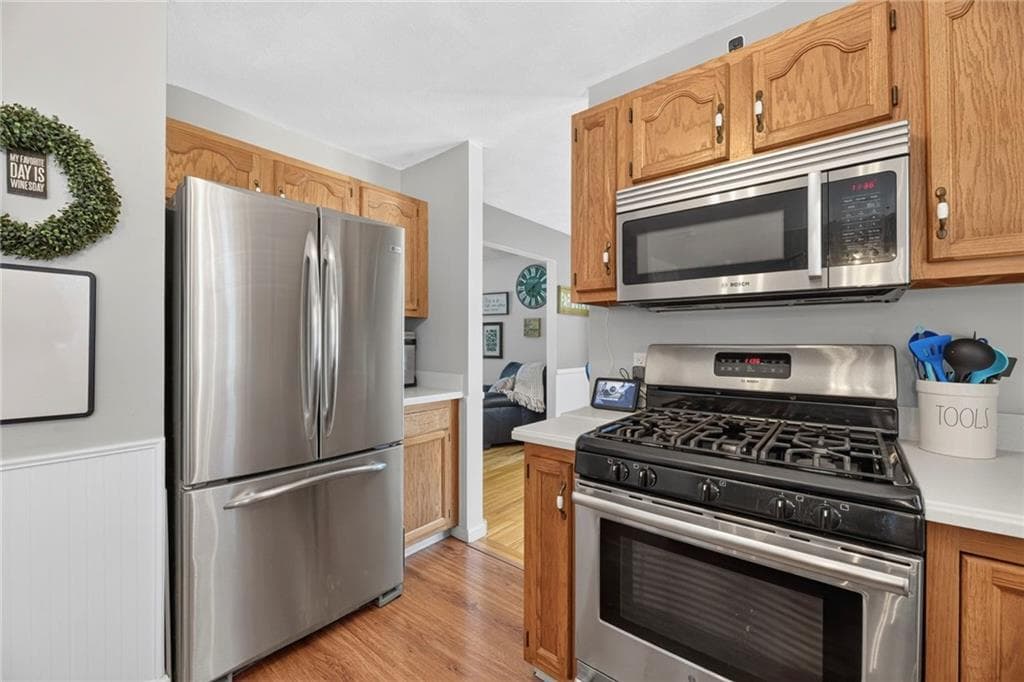 Single Family Residence at 17 Watch Hill Way, South Kingstown, photo 16 of 50