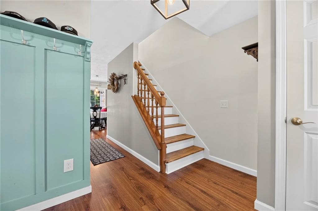 Single Family Residence at 17 Watch Hill Way, South Kingstown, photo 29 of 50