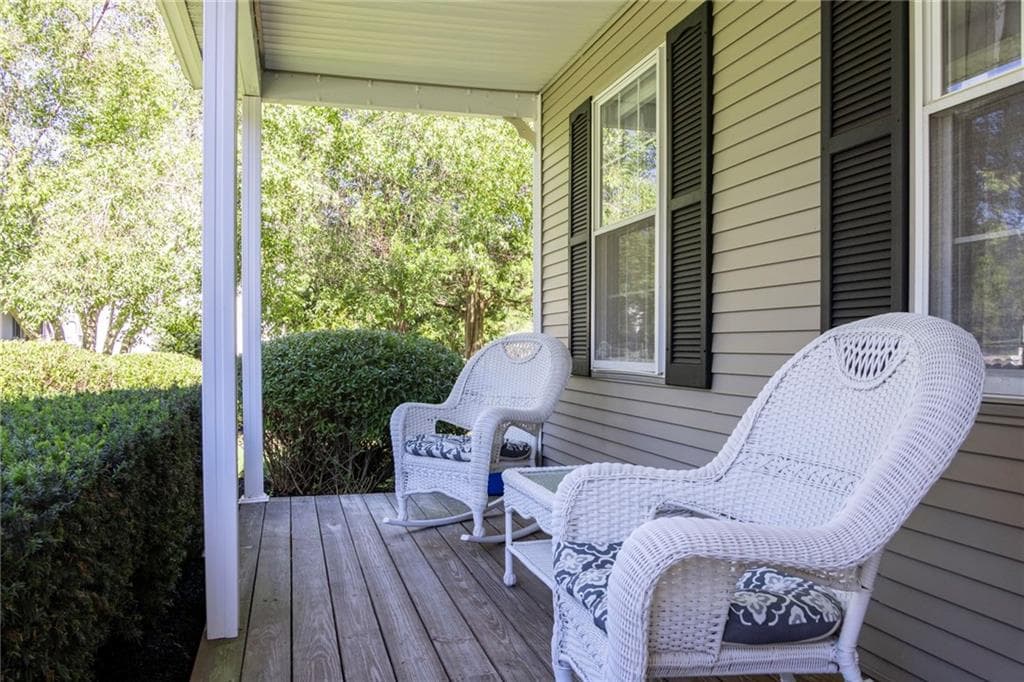 Single Family Residence at 17 Watch Hill Way, South Kingstown, photo 4 of 50