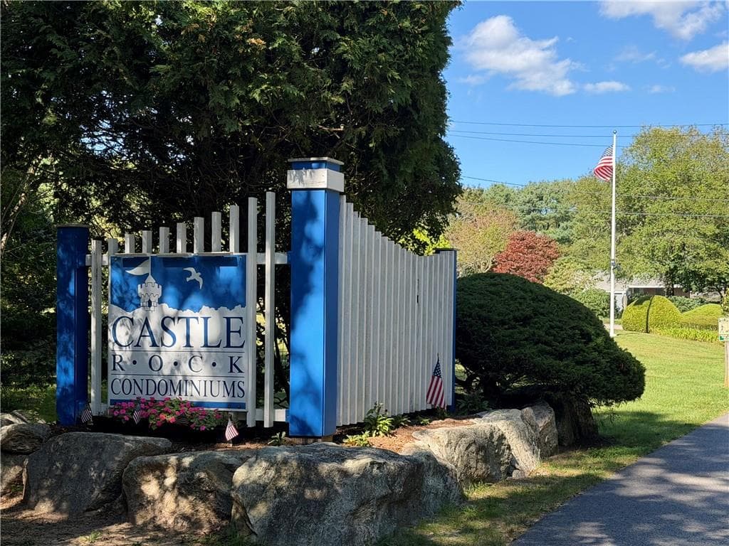 Condominium at 32 W Castle Way UNIT A, Charlestown, photo 23 of 24