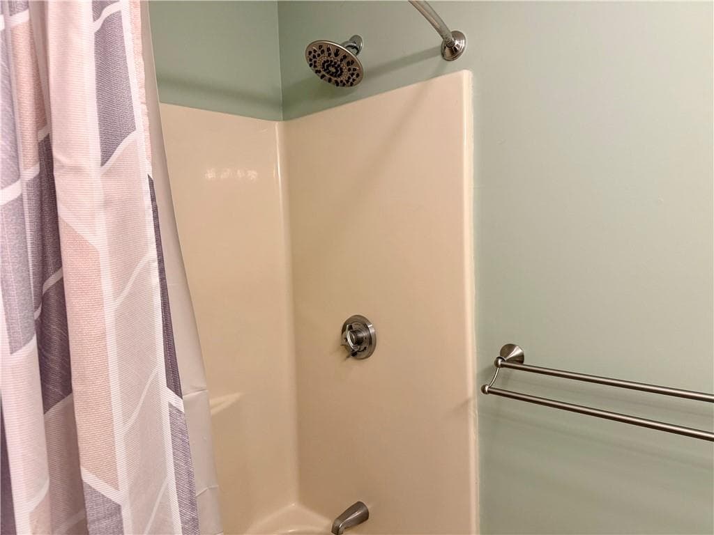 Condominium at 32 W Castle Way UNIT A, Charlestown, photo 17 of 24