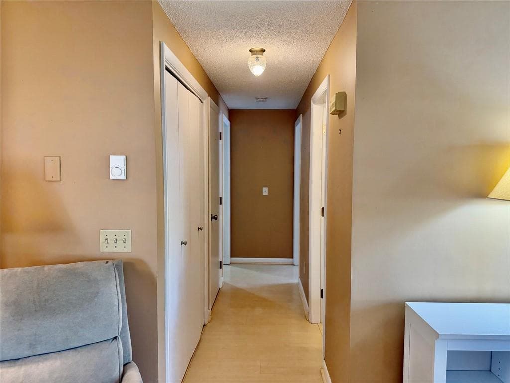 Condominium at 32 W Castle Way UNIT A, Charlestown, photo 10 of 24