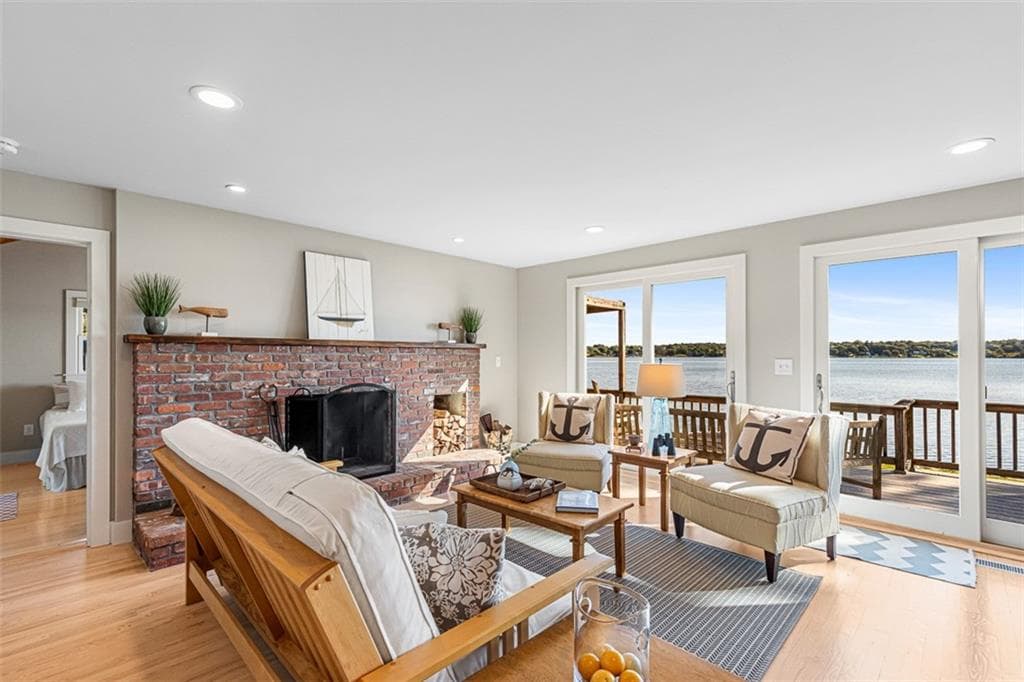 Single Family Residence at 1380 H Drift Road, Westport, photo 15 of 42
