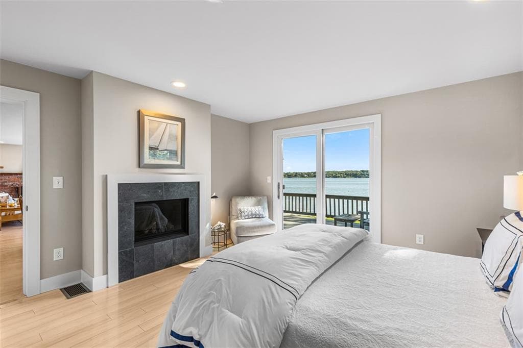 Single Family Residence at 1380 H Drift Road, Westport, photo 21 of 42