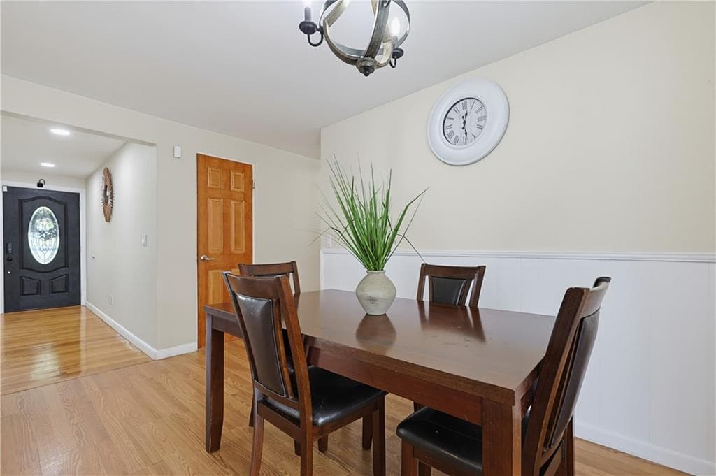 Single Family Residence at 849 Roger Williams Avenue, East Providence, photo 9 of 40
