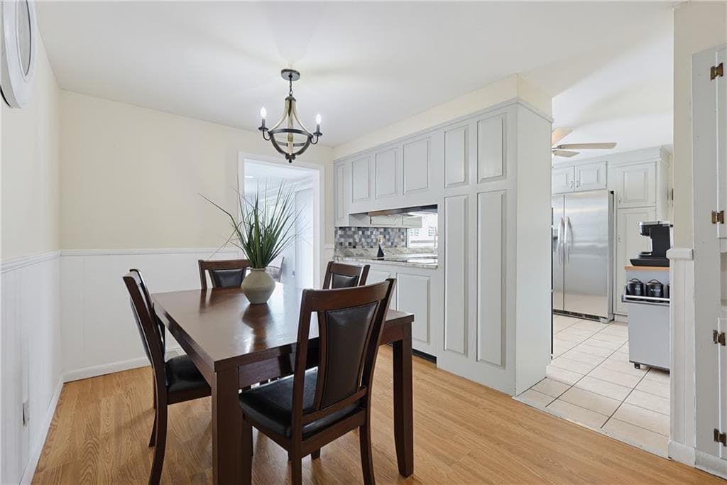 Single Family Residence at 849 Roger Williams Avenue, East Providence, photo 11 of 40