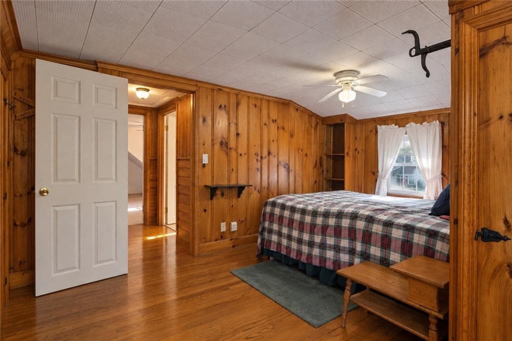 Single Family Residence at 81 Park View Avenue, Warwick, photo 24 of 41