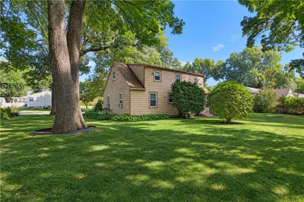 Single Family Residence at 81 Park View Avenue, Warwick, photo 39 of 41