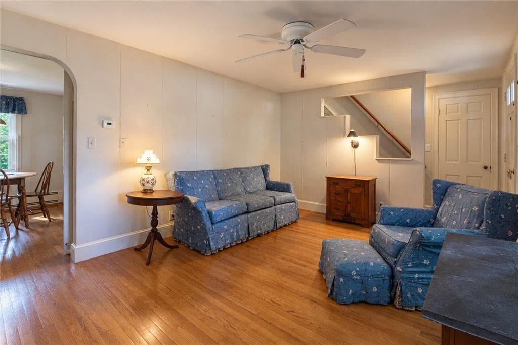Single Family Residence at 81 Park View Avenue, Warwick, photo 8 of 41