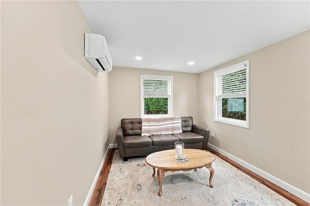 Single Family Residence at 14 Audrey Court, Coventry, photo 12 of 29