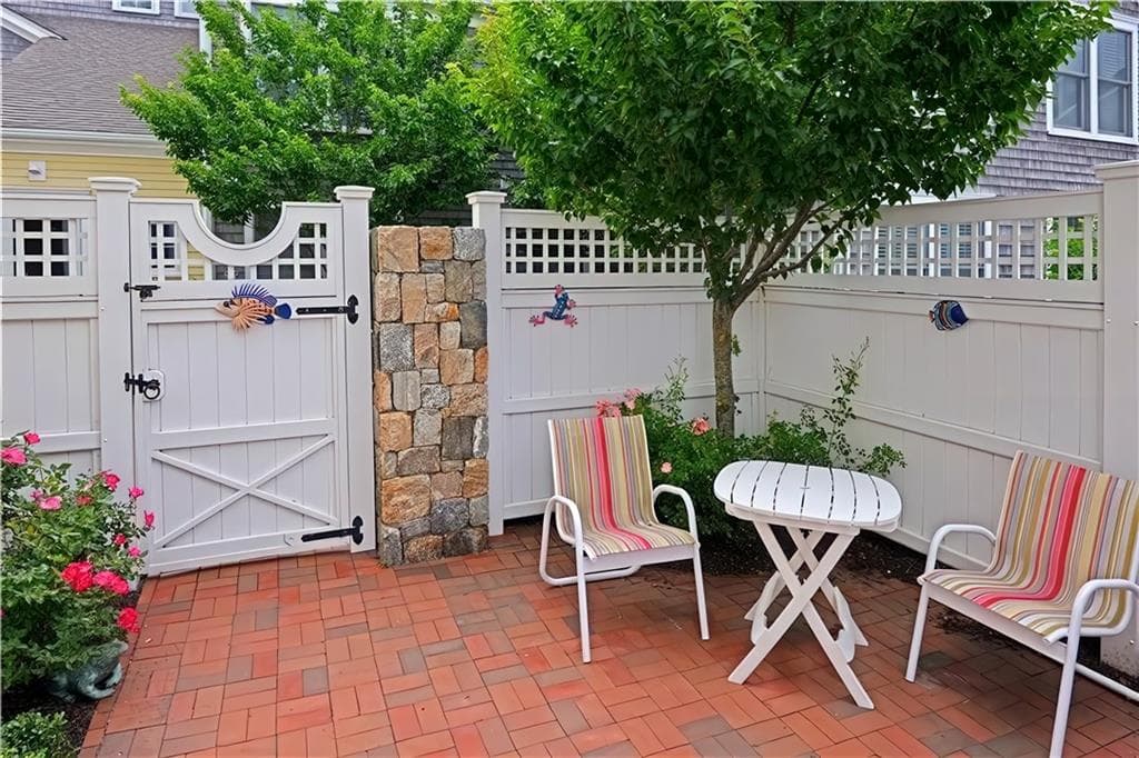 Condominium at 20 Narragansett Avenue UNIT 300, Narragansett, photo 7 of 50