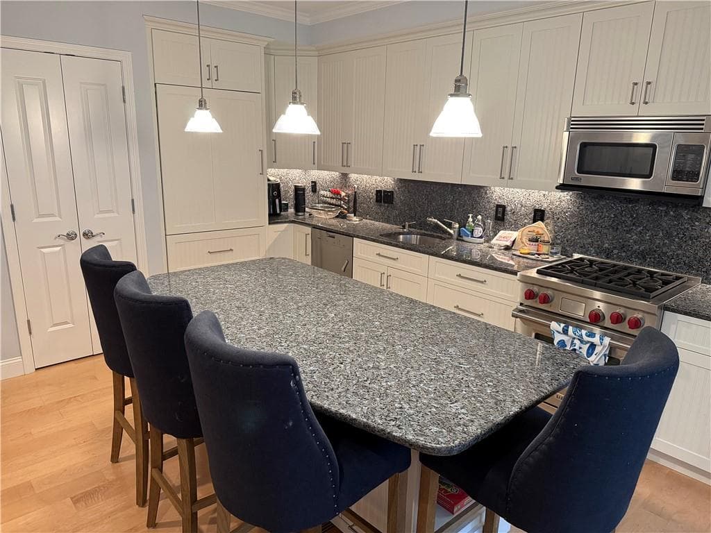 Condominium at 20 Narragansett Avenue UNIT 300, Narragansett, photo 18 of 50