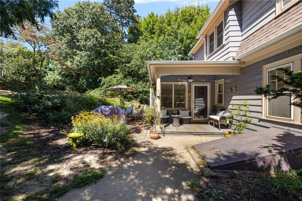 Single Family Residence at 29 Valentine Circle, Warwick, photo 46 of 49