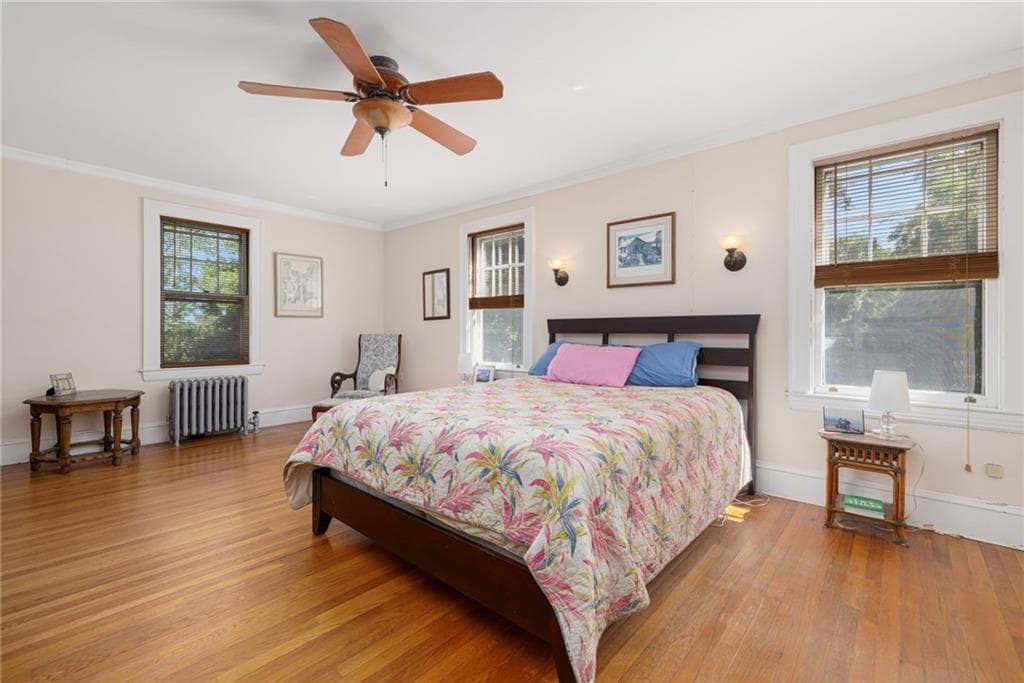 Single Family Residence at 29 Valentine Circle, Warwick, photo 32 of 49