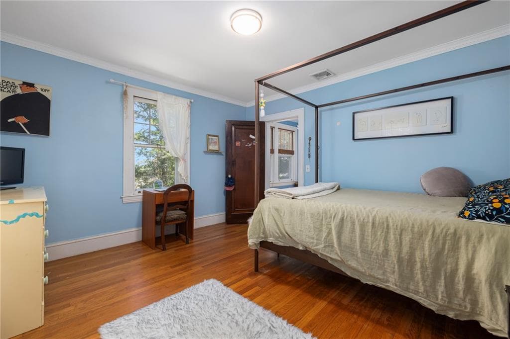 Single Family Residence at 29 Valentine Circle, Warwick, photo 38 of 49