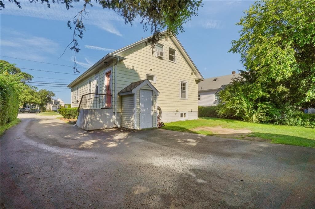 Single Family Residence at 520 Middle Highway, Barrington, photo 32 of 46