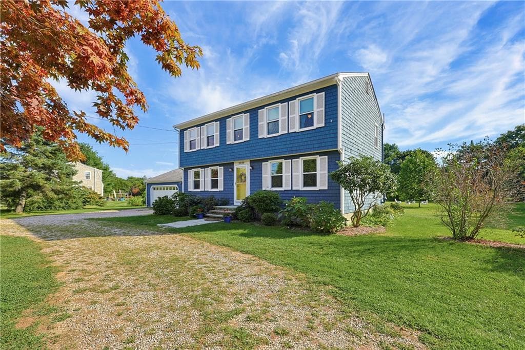 Single Family Residence at 2230 Matunuck School House Road, Charlestown, photo 2 of 39