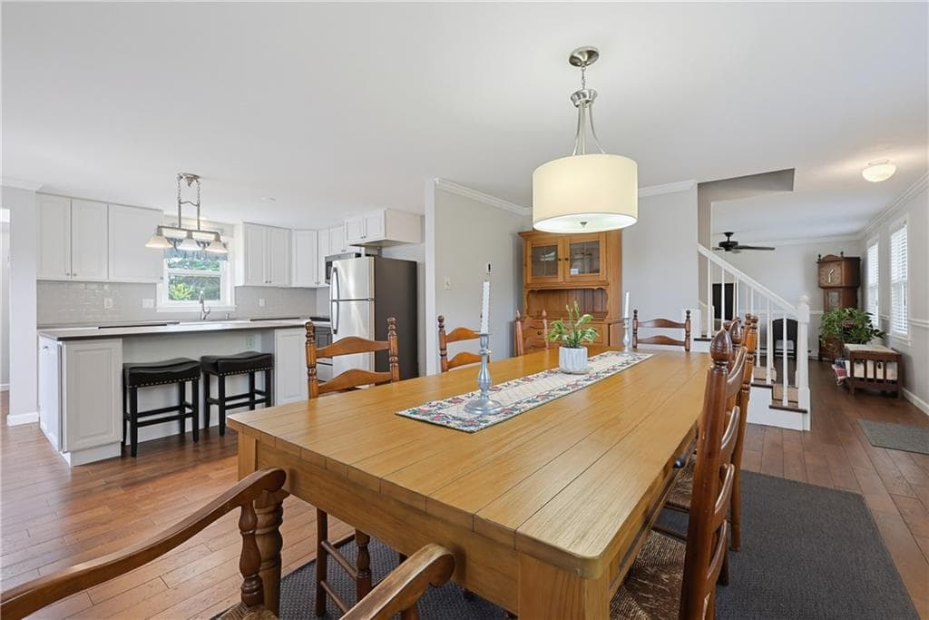 Single Family Residence at 2230 Matunuck School House Road, Charlestown, photo 10 of 39