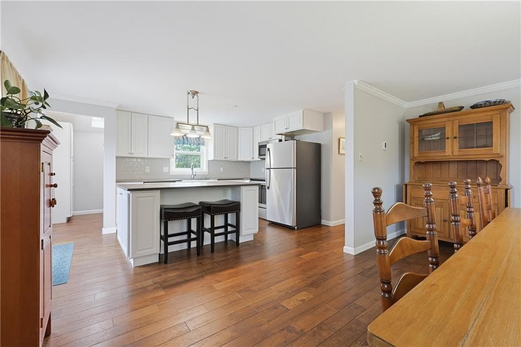 Single Family Residence at 2230 Matunuck School House Road, Charlestown, photo 8 of 39