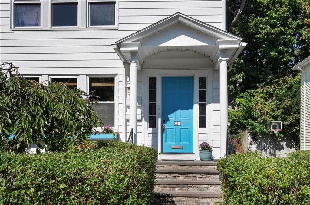 Multi Family at 21 Taft Avenue, Providence, photo 2 of 49
