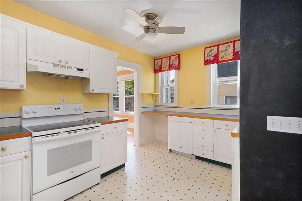 Multi Family at 21 Taft Avenue, Providence, photo 14 of 49